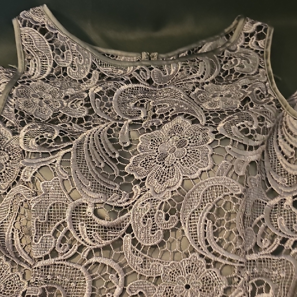 Adrianna Papell Dary Gray Sheath Midi Dress Sleeveless Bateau Size 8 - Picture 11 of 16